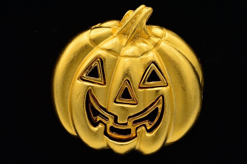 Vintage Pumpkin Pin Brooch Brushed Gold Halloween Jack O Lantern 1980s Bin5A